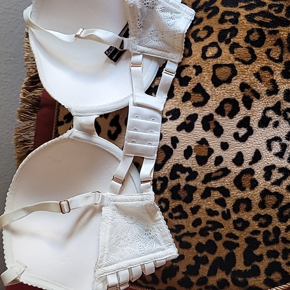 Bra - Picture 4 of 6